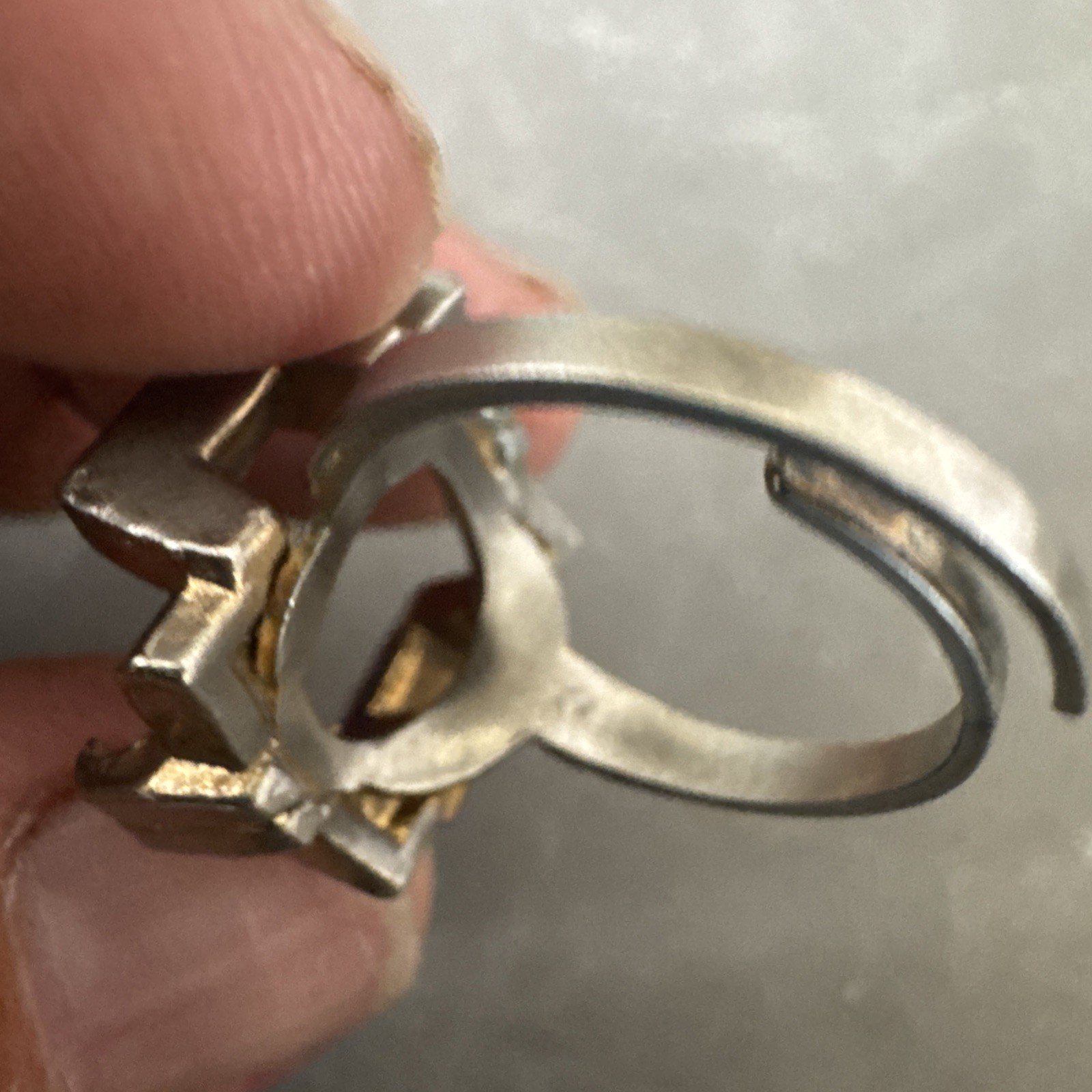 Mid Century Gemstone Set Mystery Ring Unknown Metal Flexible Sizing Silver Color