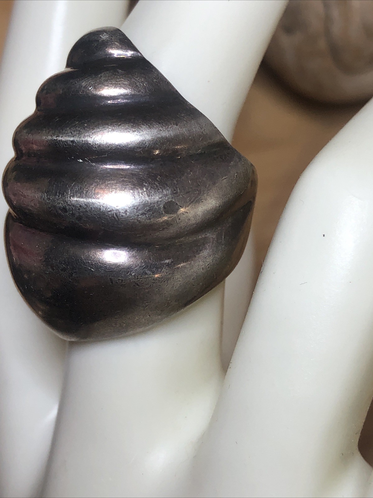 b51. Vintage AVM TAXCO Sterling Silver Rapa Shell Ring Size 6.75, 25.7g.Mex