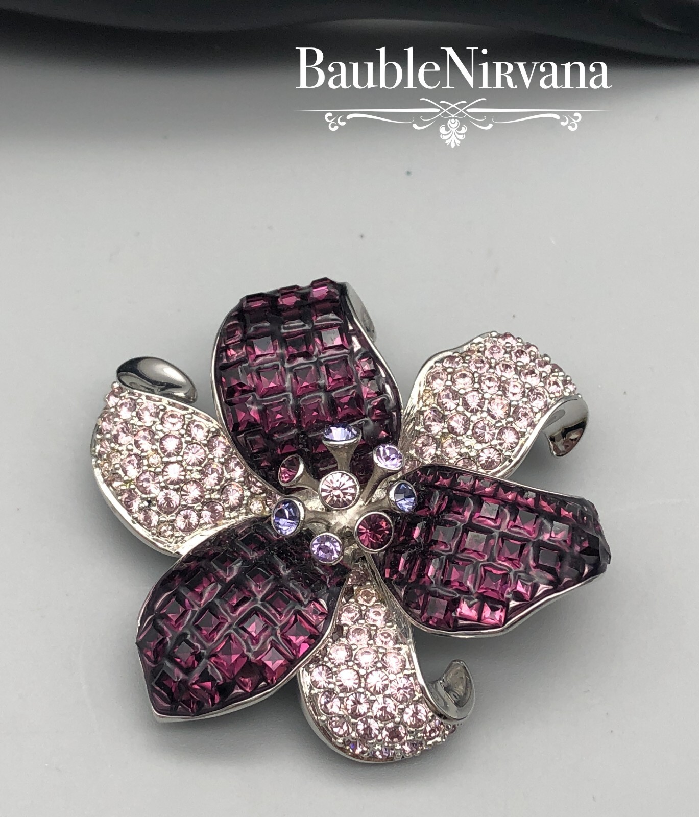 Vintage Swarovski Purple Austrian Crystal Orchid Flower Pin Brooch in Box