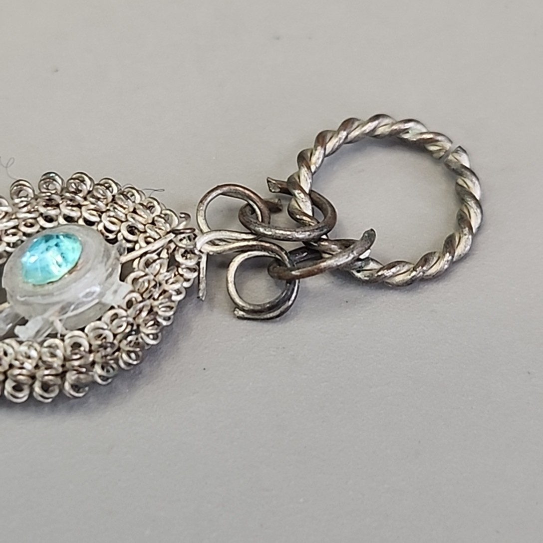 Vintage Mexican Wire Wrapped Bracelet Silver Plated Cannetille Blue Glass 6.5″