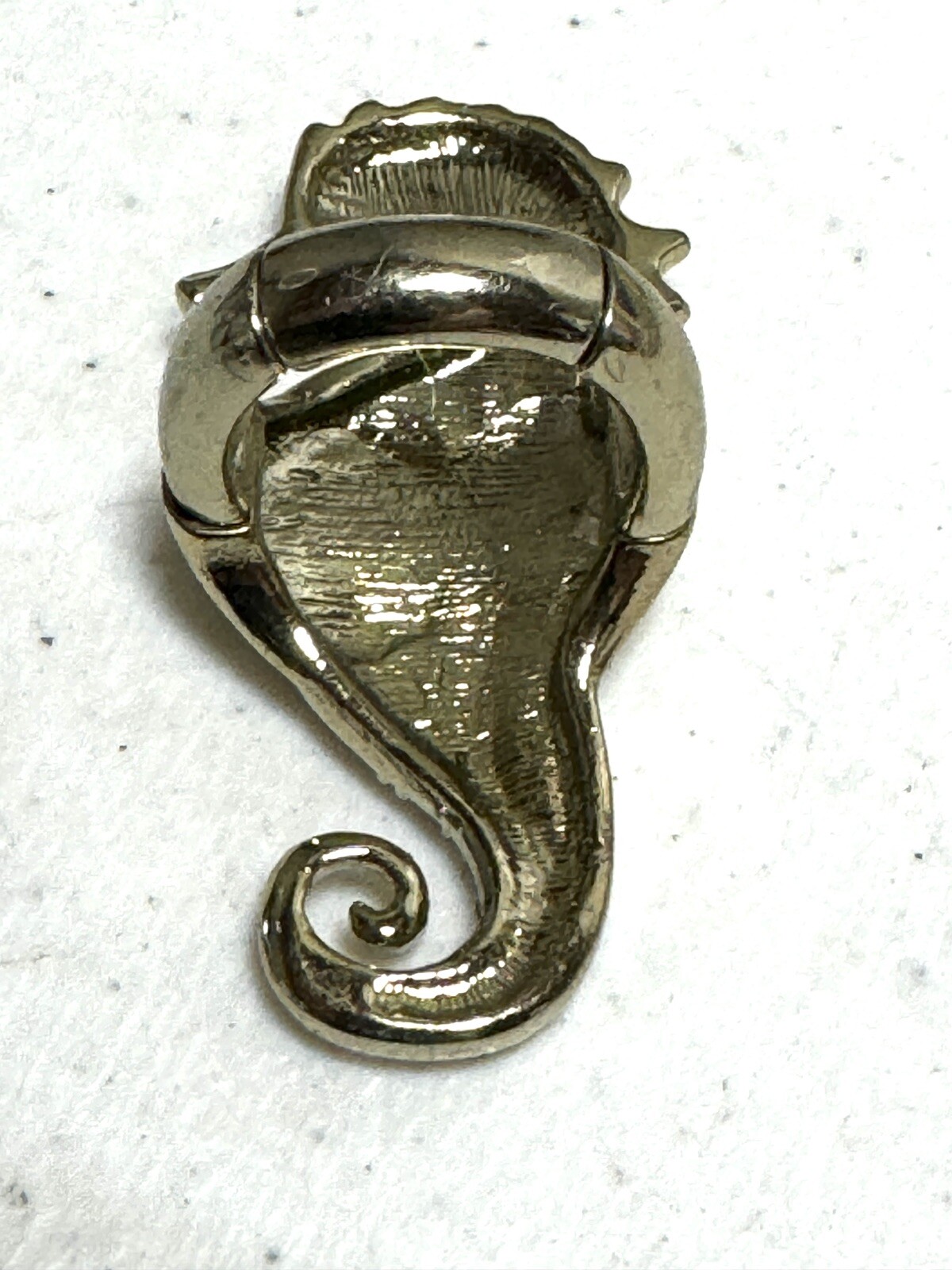 Seahorse Gold Tone Crystal Rhinestone 7.5 Ring Stretch Band 2”
