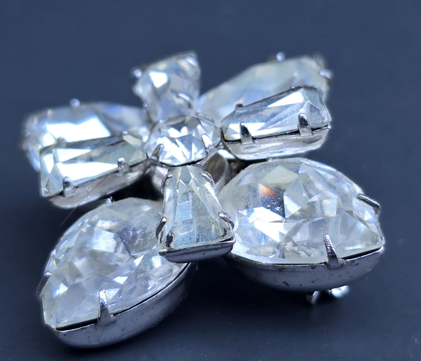 Vintage Weiss Clear Rhinestone Brooch Signed Large Stones