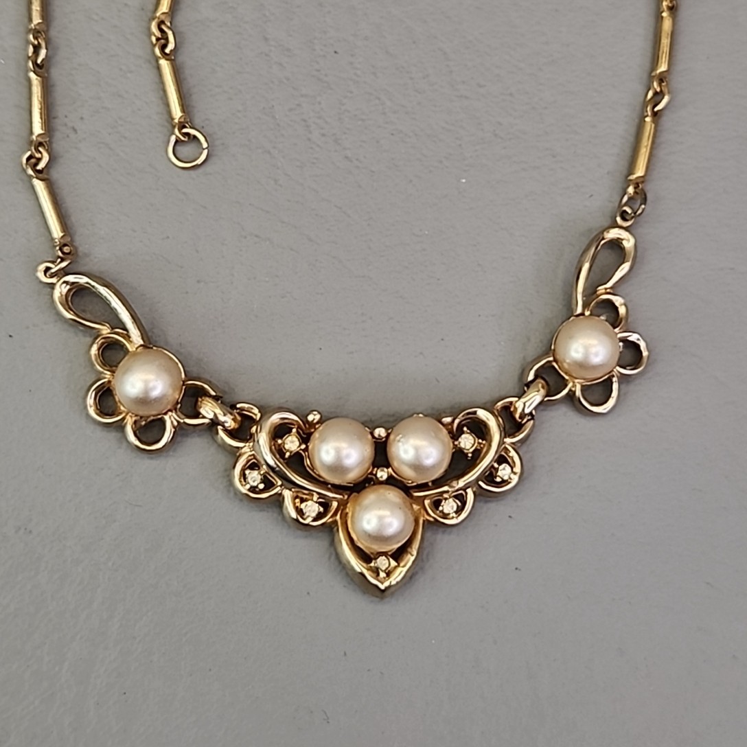 Vintage Coro Necklace Imitation Pearl Gold Tone Bar Link Chain Rhinestones 15.5″
