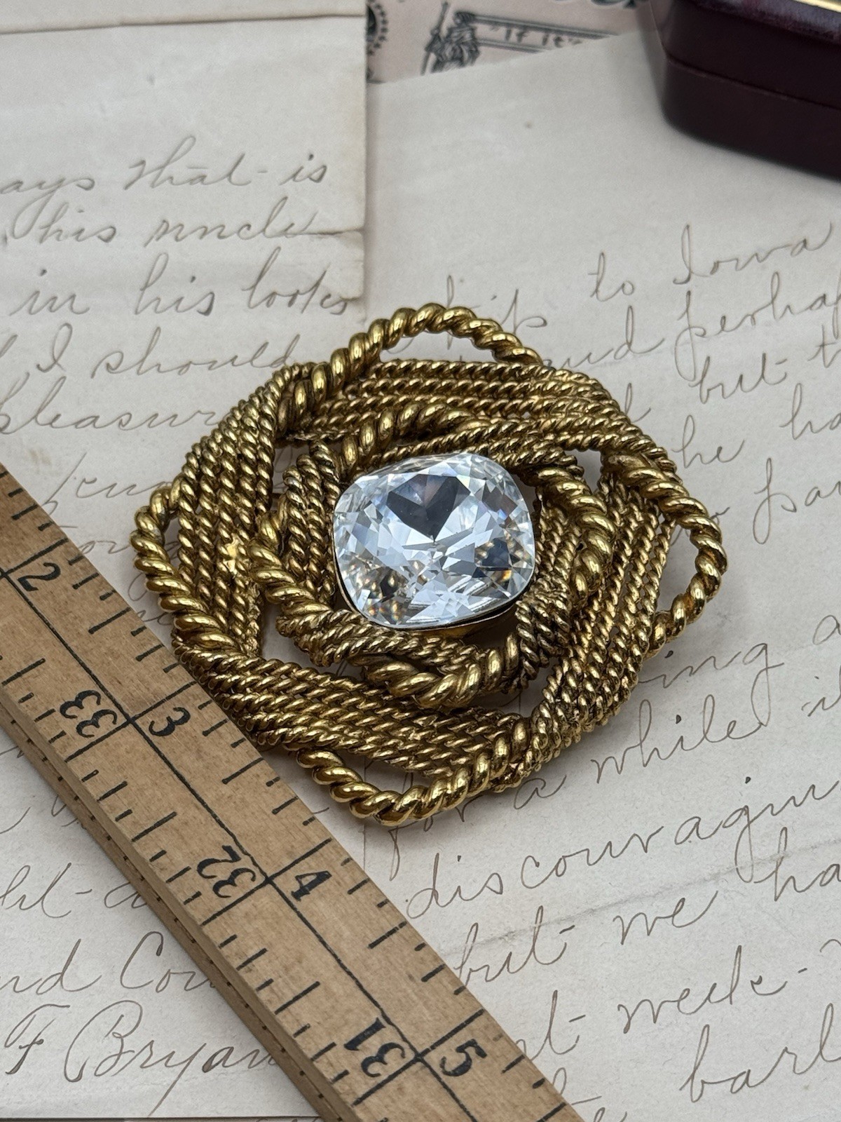 Large Brooch Goldtone Knotted Rope Clear Center Rhinestone VINTAGE 90s