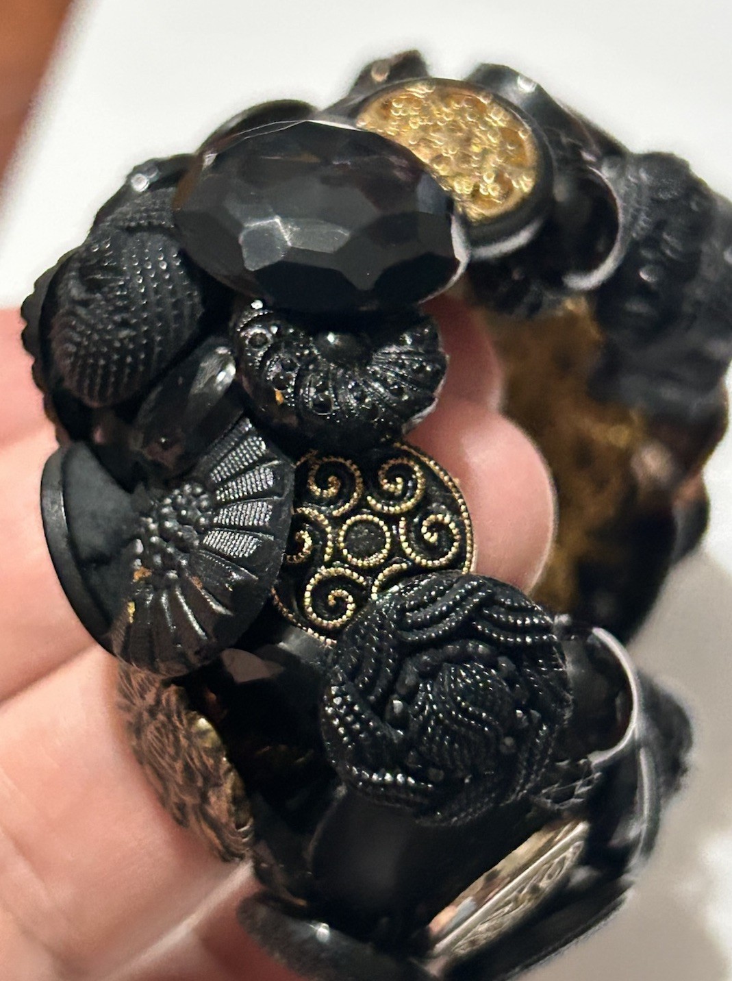 VTG 70s Mid-Century Buttons Treasure Bracelet Crochet Black/Gold Victorian Style