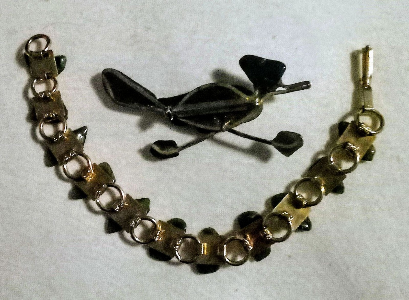 Vintage Polished Jade Green Stone Bracelet and Road Runner Pin Brooch EUC