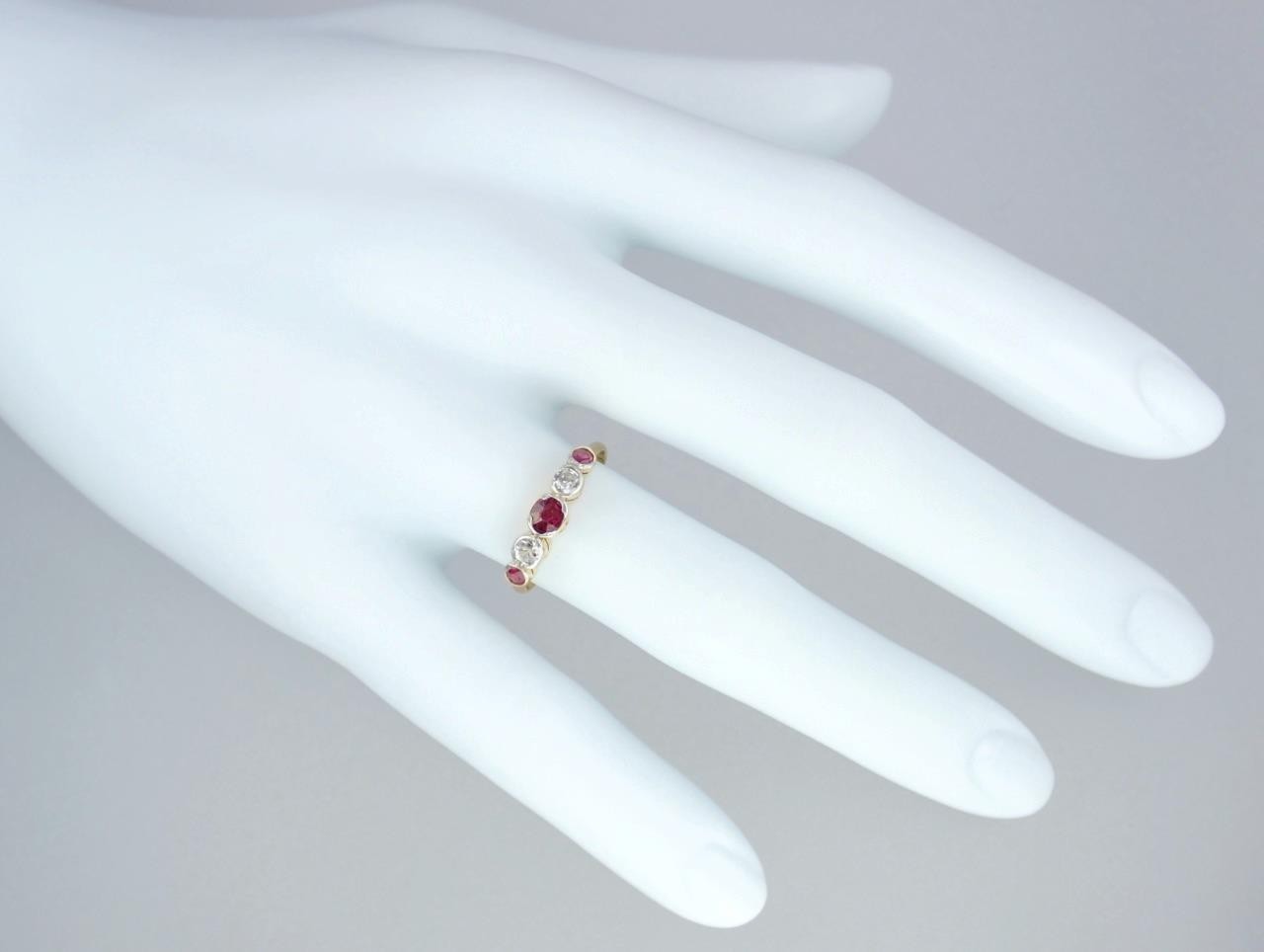 Lovely Antique Art Deco 18K Gold Platinum Ruby White Sapphire Five Stone Ring 5