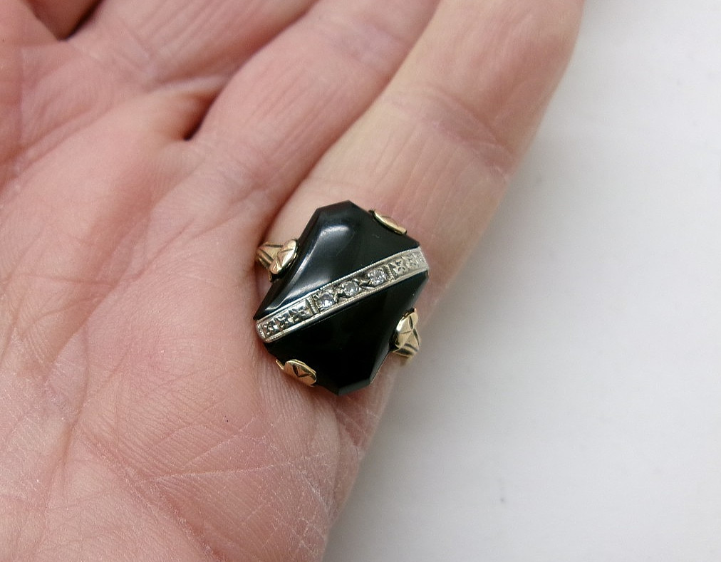 ❤️ Antique Vintage 10K Solid Yellow Gold Ladies’ Black Onyx & Dia Acc Ring 7-1/4