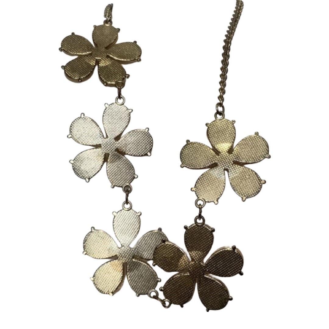 Bold Peach Flower Statement Necklace 21″ Faceted Gold Cottagecore Girlcore
