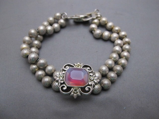 Vintage PINK Stone Silver Tone Beads BRACELET-NR