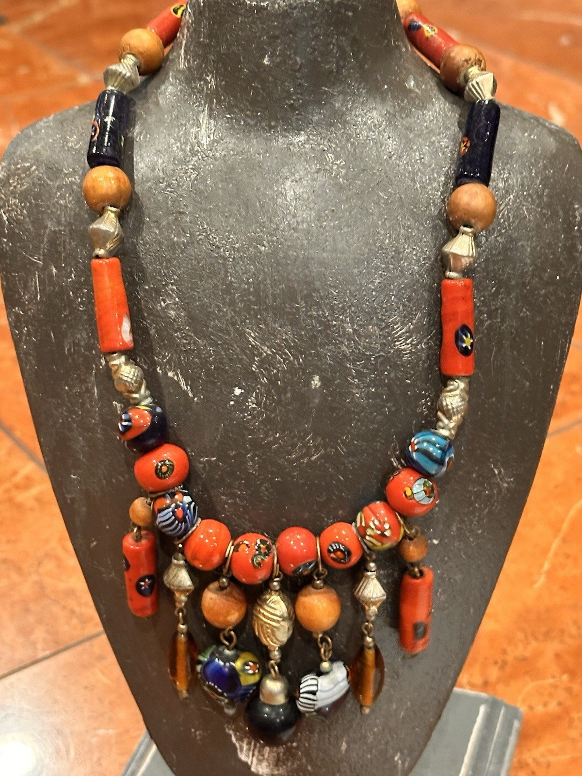 MOROCCAN BERBER CERAMIC WOOD GLASS STAR FLORAL DANGLING BEADS 19″ NECKLACE EUC