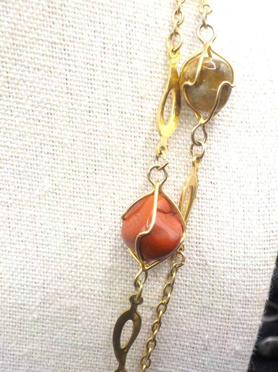 Vintage Gold Tone Wire Wrapped Multicolor Quartz Bead Necklace 48″ chain length