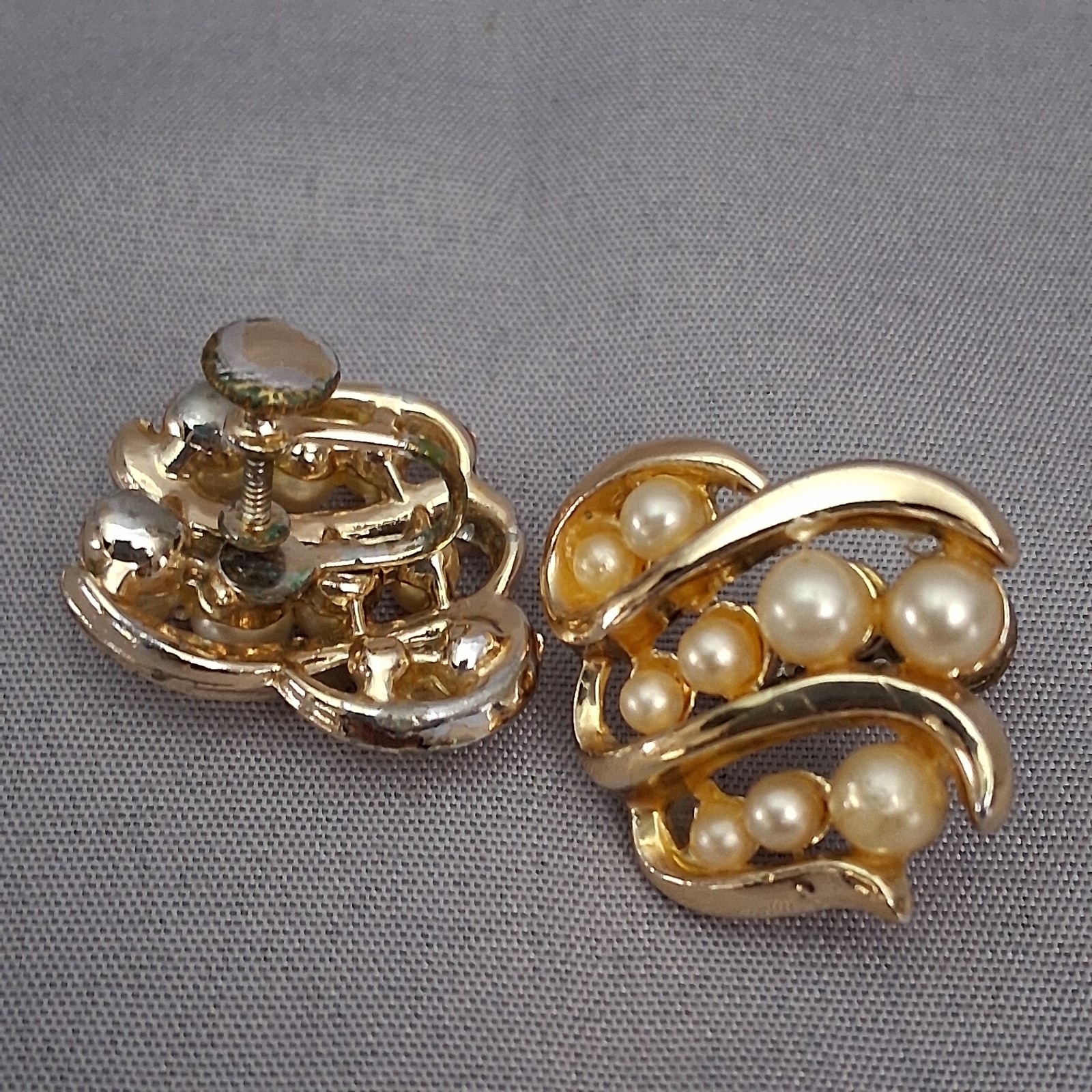 Vintage Lot Of 10 Earrings Clip on Screw Back Faux 60’s 70’s 80’s 90’s
