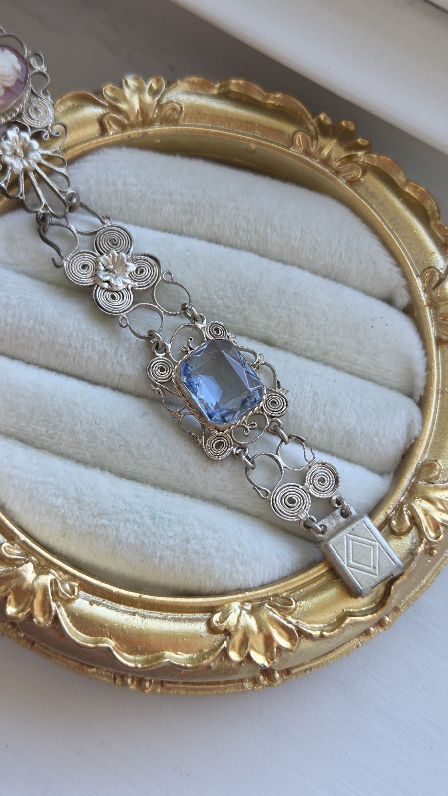 Vintage Art Deco Cannetille Filigree Cameo & Topaz Bracelet 7″