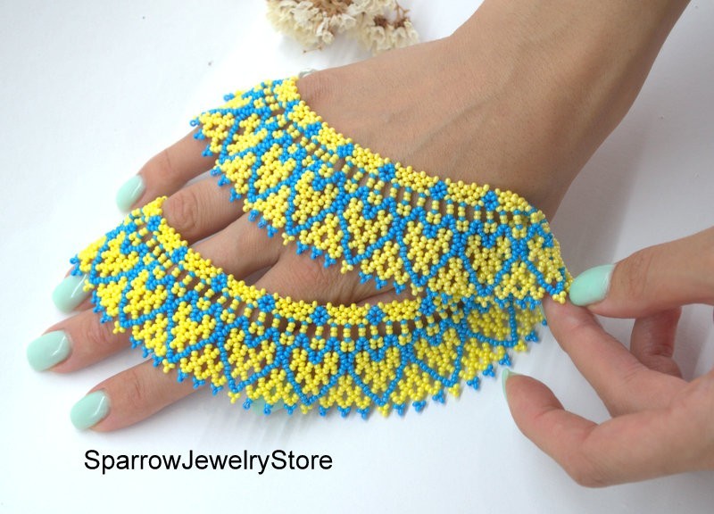 Blue yellow seed bead choker Czech glass bohemian necklace Ukrainian sylianka