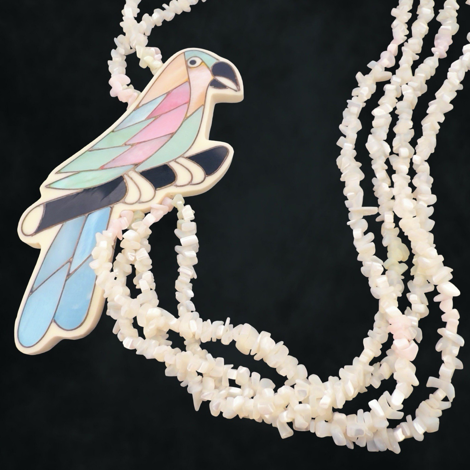 Vintage HUGE 4.5″ Inlay Parrot 🖤 Bird Shell MOP Abalone Shell Layered Necklace