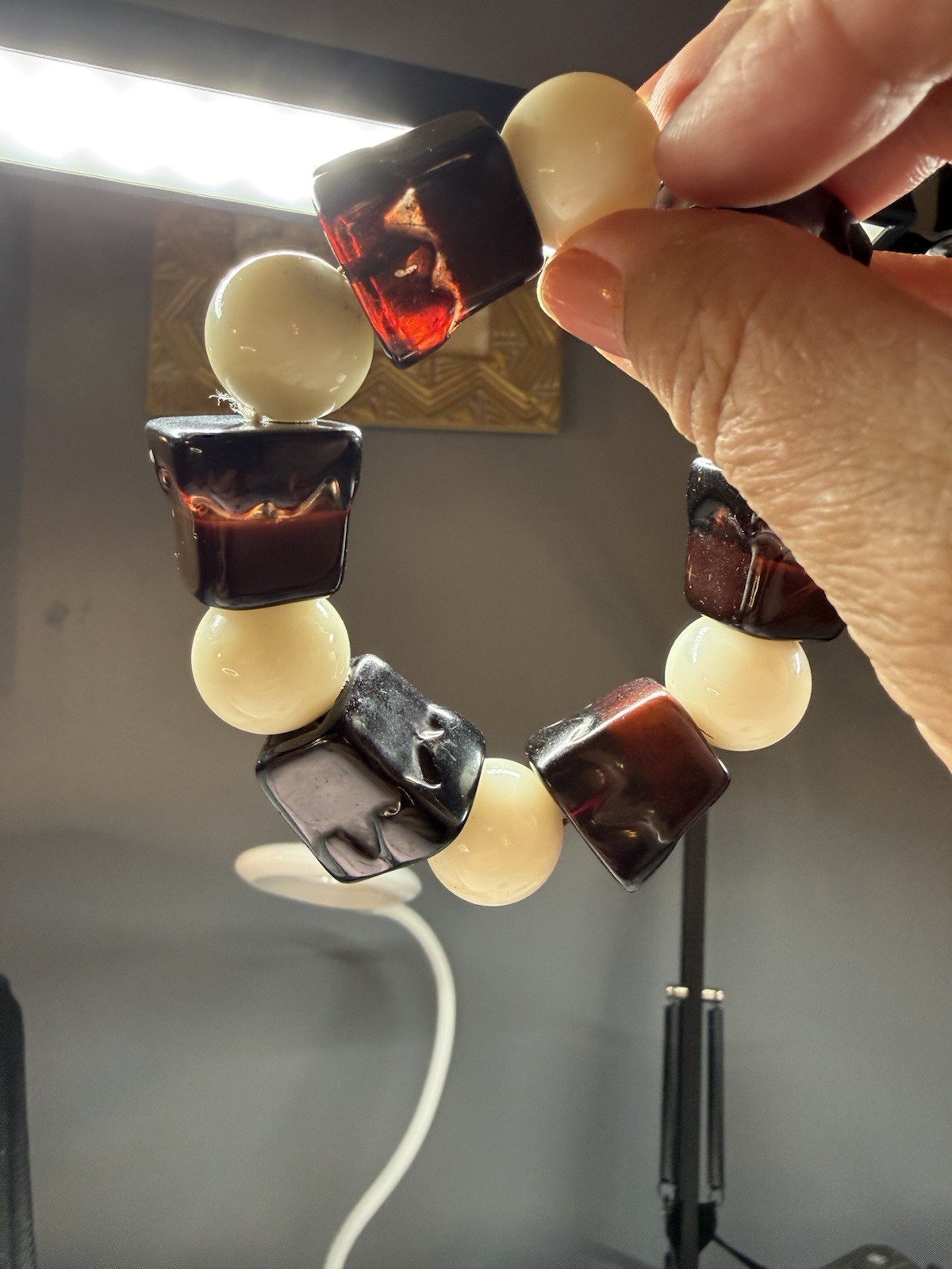 Vintage Chunky Brown & White Lucite Bead Stretch Bracelet Statement