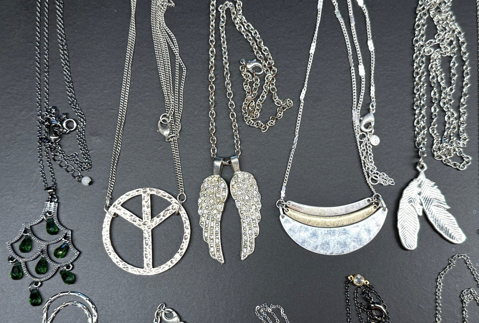 18 pieces Vintage Now Silver Tone Pendants Necklaces Lot Jewelry AVON LIA SOPHIA