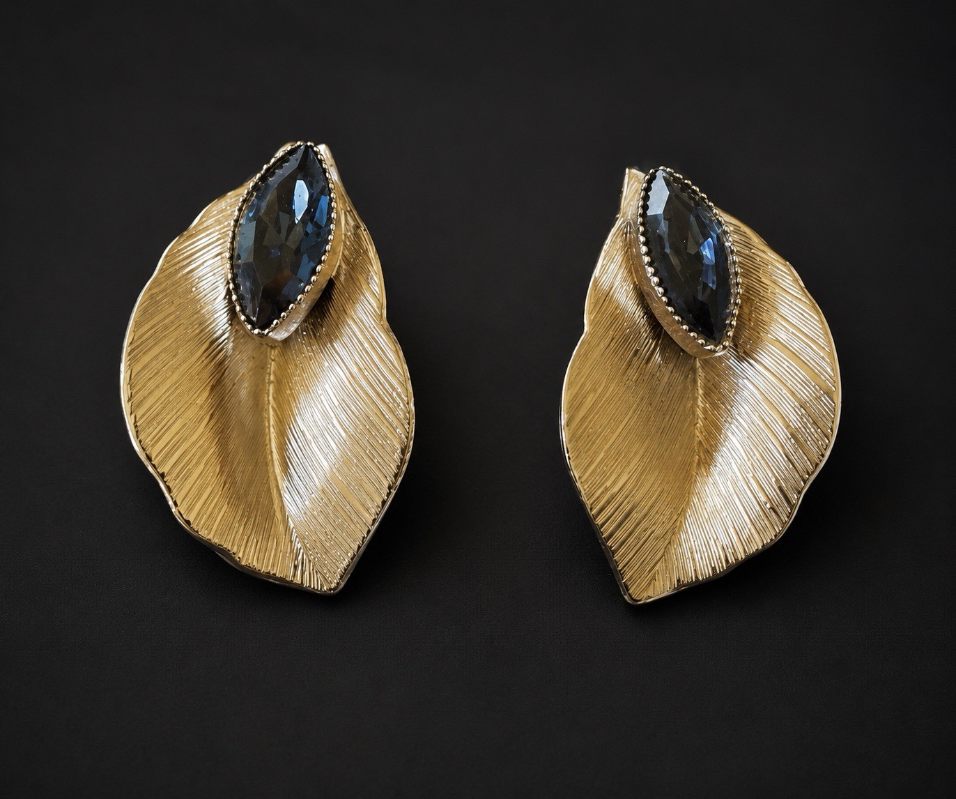 Vintage Whiting & Davis Silver Tone Leaf Clip On Earrings Blue Navette Crystal