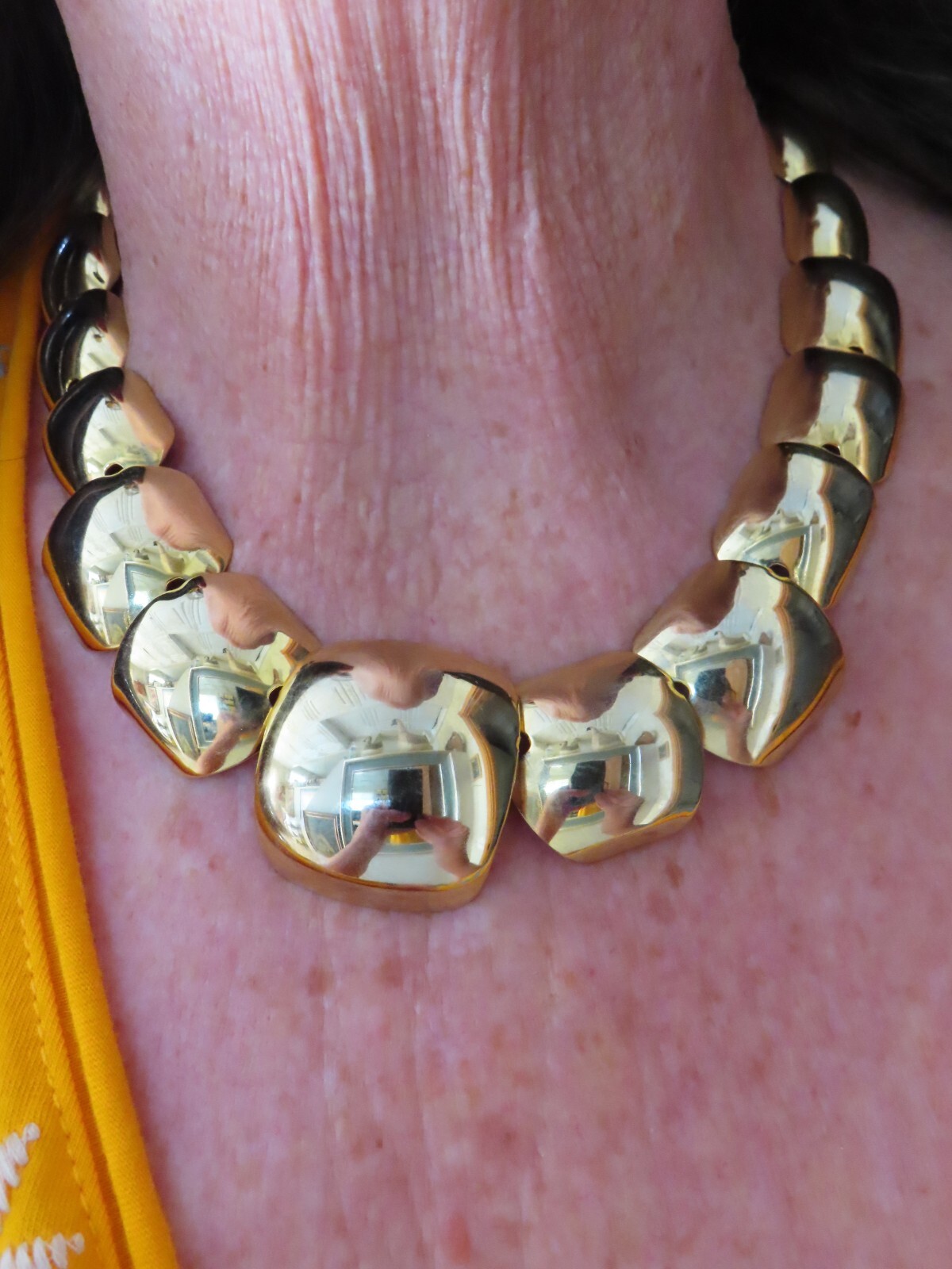 Vintage Gold Tone Shiny Finish Statement Necklace