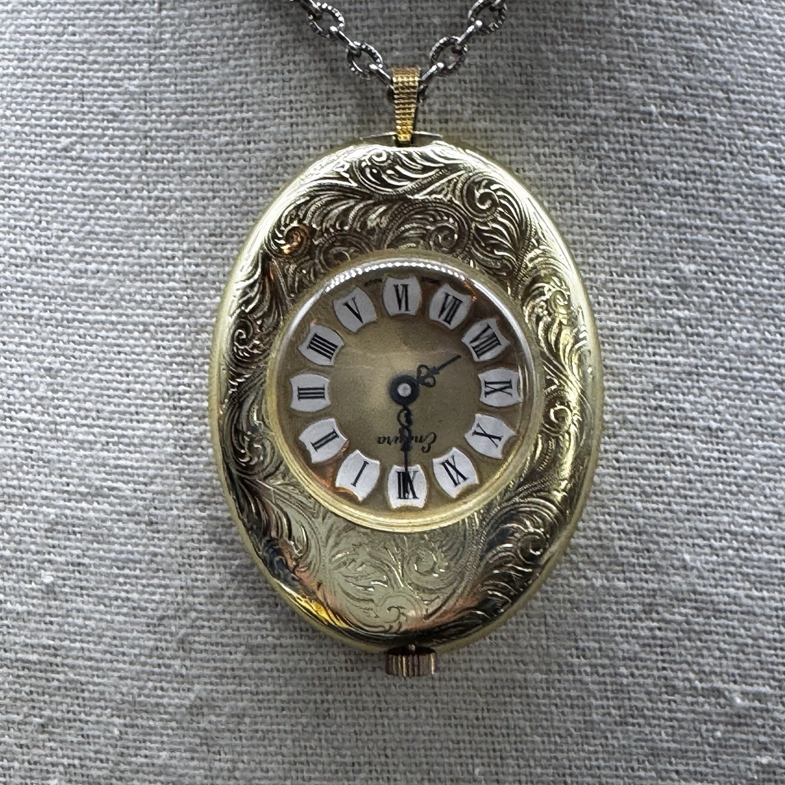 Vintage Endura Oval Pendant Watch Necklace Gold-Tone Engraved Roman Numerals