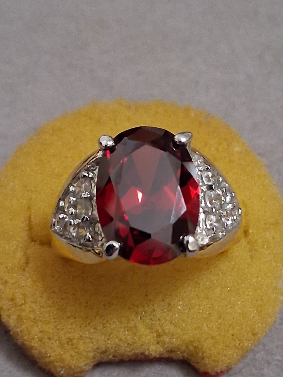 Deep red oval glass halo CZ accent ring, gold-tone, art deco style SZ 5.75