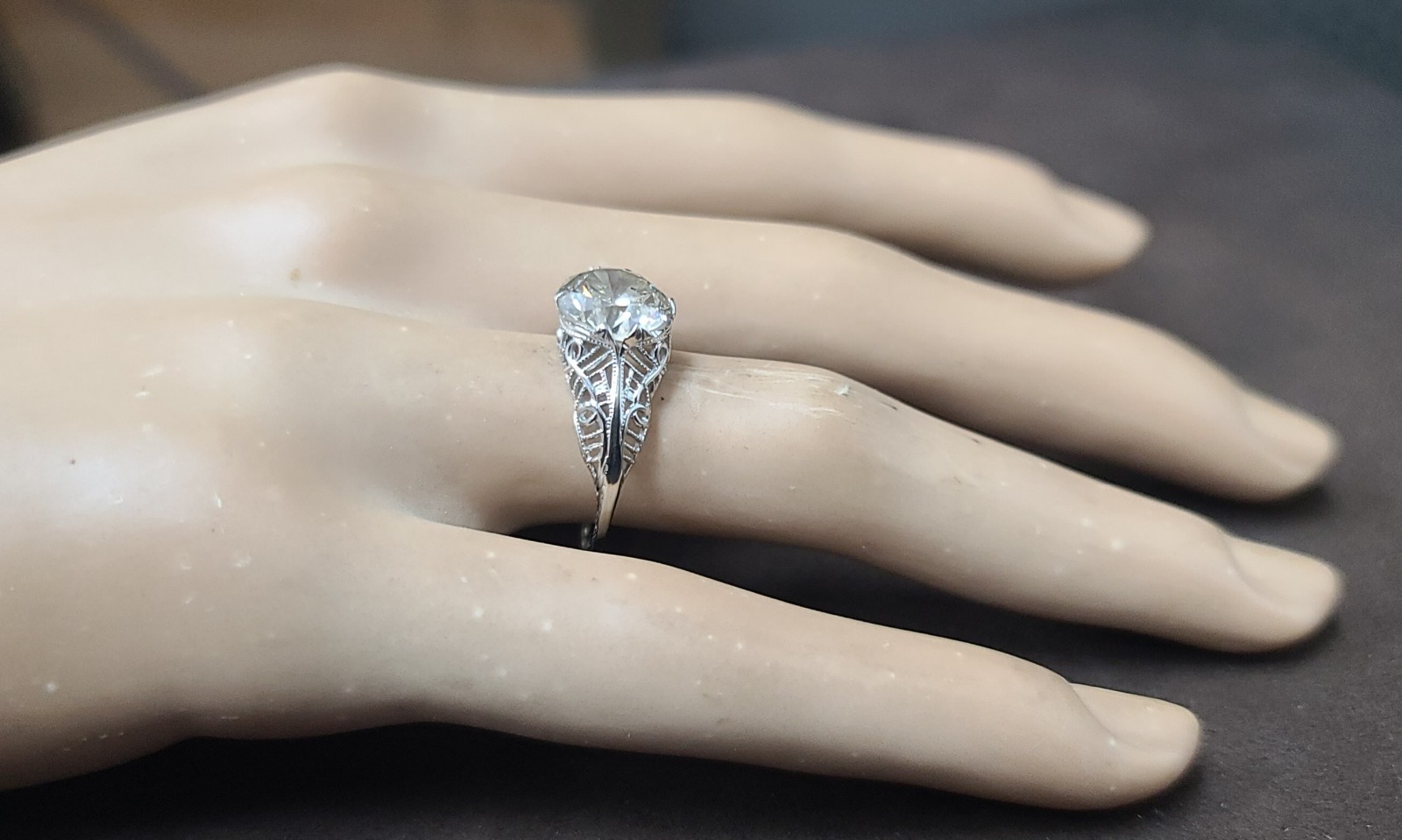 Vintage 18k White Gold Engagement Ring 2.75ct Natural Light Champagne Diamond