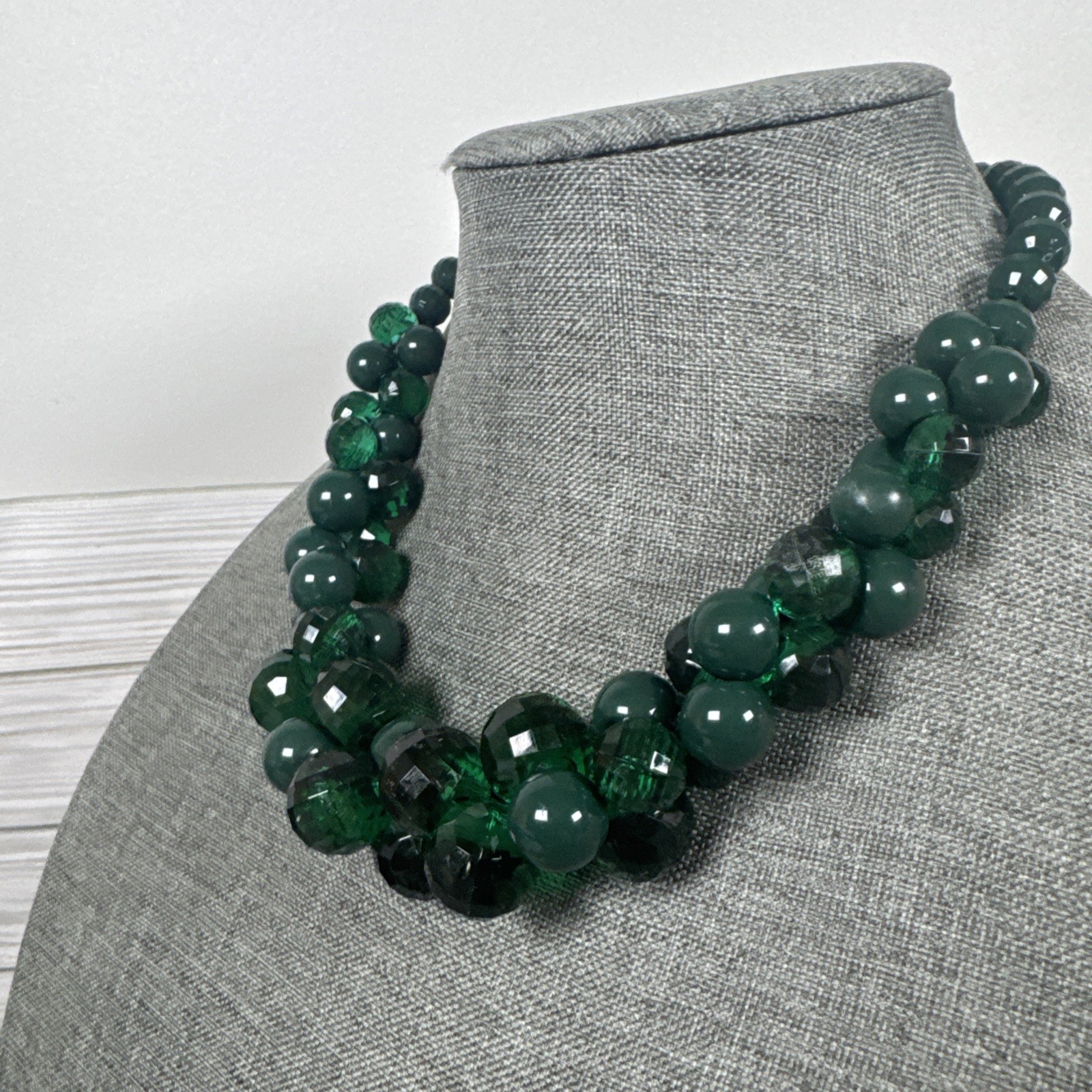 Vintage Green Acrylic Chunky Bauble Beaded Statement Necklace 20”