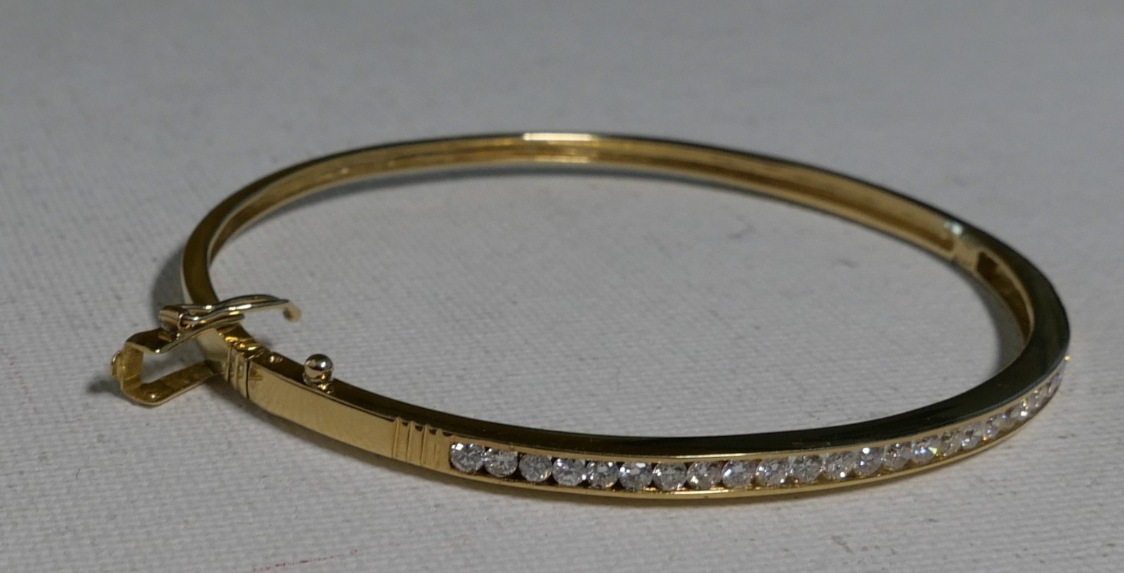 18K Yellow Gold Diamond Bangle Bracelet – 0.80 TCW – Secure Double Clasp