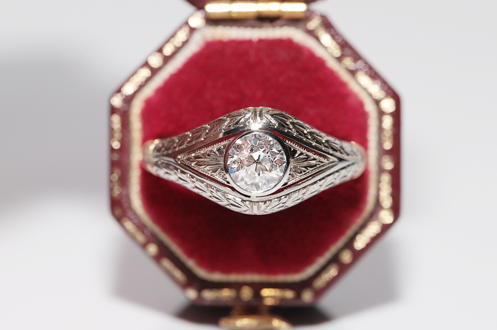 Antique Circa 1920s Art Deco 18k Gold Natural Diamond Decorated Solitaire Ring