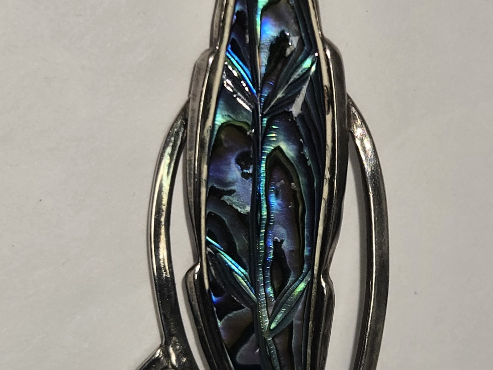 Vintage Ataahua Signed Paua Abalone Shell Leaf Brooch