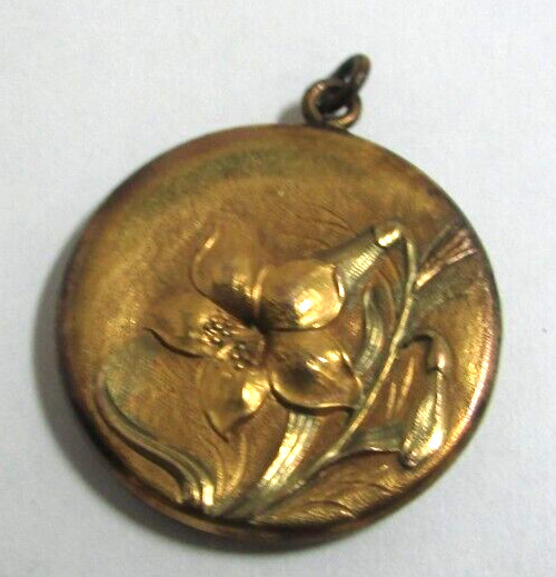 Vintage Art Deco Unmarked Gold Filled Round 3D Flower Floral Locket Pendant
