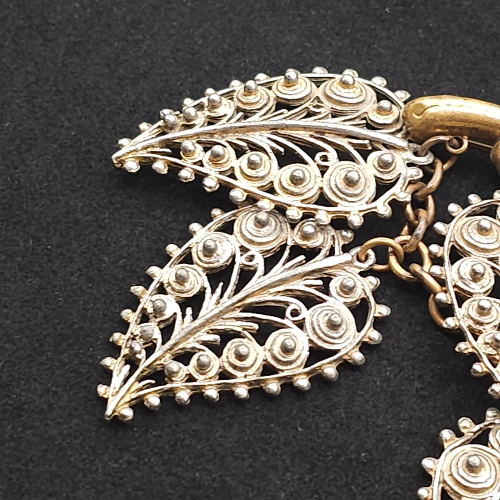 Vintage Filigree Dangle Leaf Brooch Statement Nature Gold & Silver Tone Ornate