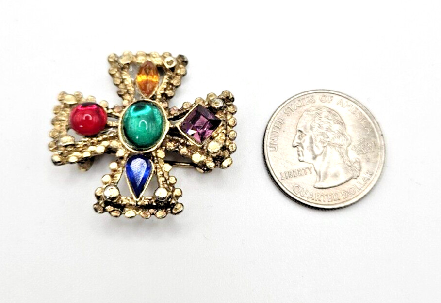 SMALL MALTESE CROSS VINTAGE GLASS STONES JEWEL TONES DIFFERENT SHAPES PIN Brooch