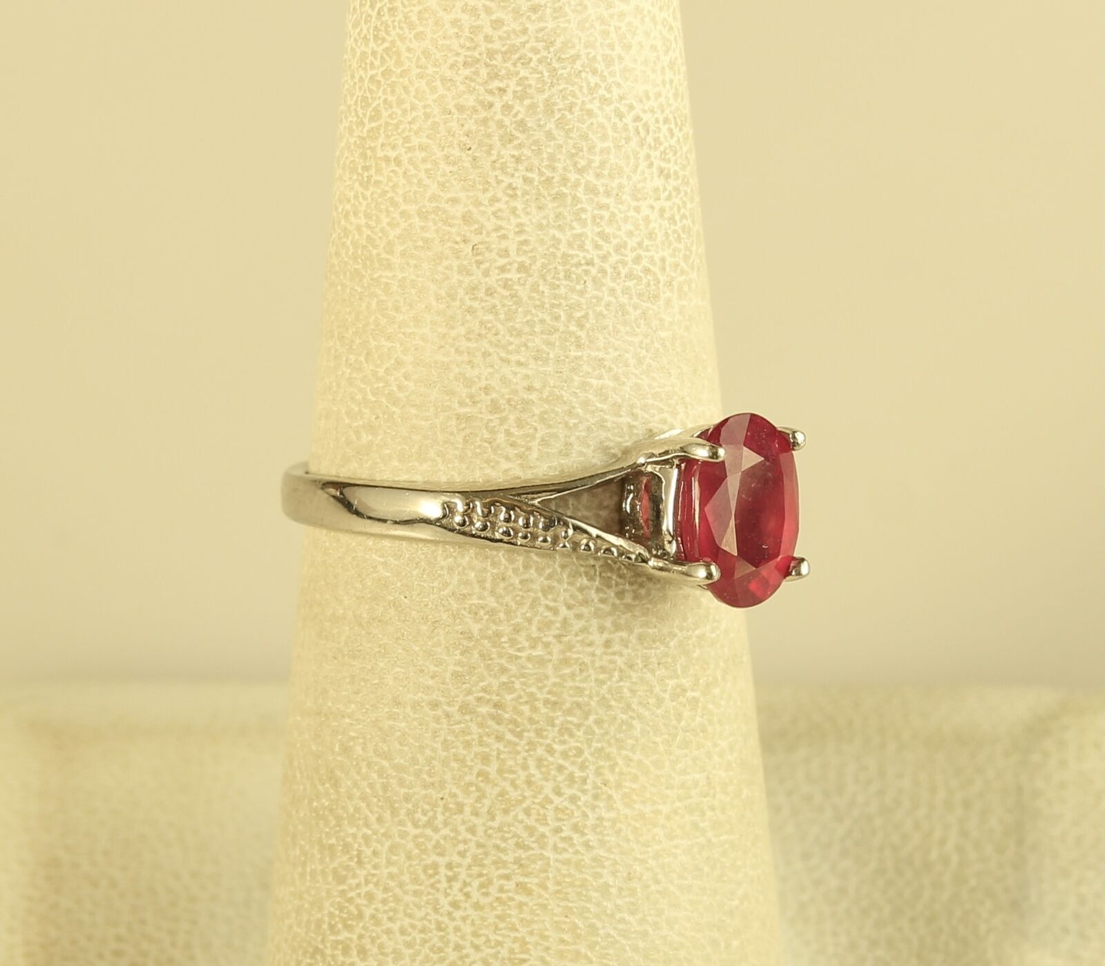 Vtg Sterling Silver Oval Red Ruby Split Shank Accent Statement Ring Sign STS 925