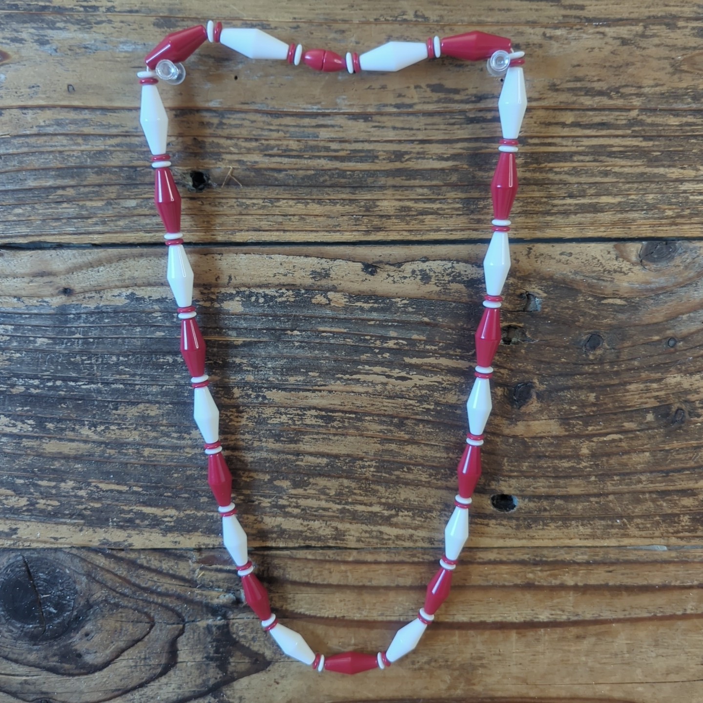 Vintage Avon Red White Acrylic Bi-Cone Beaded Necklace Retro Mod