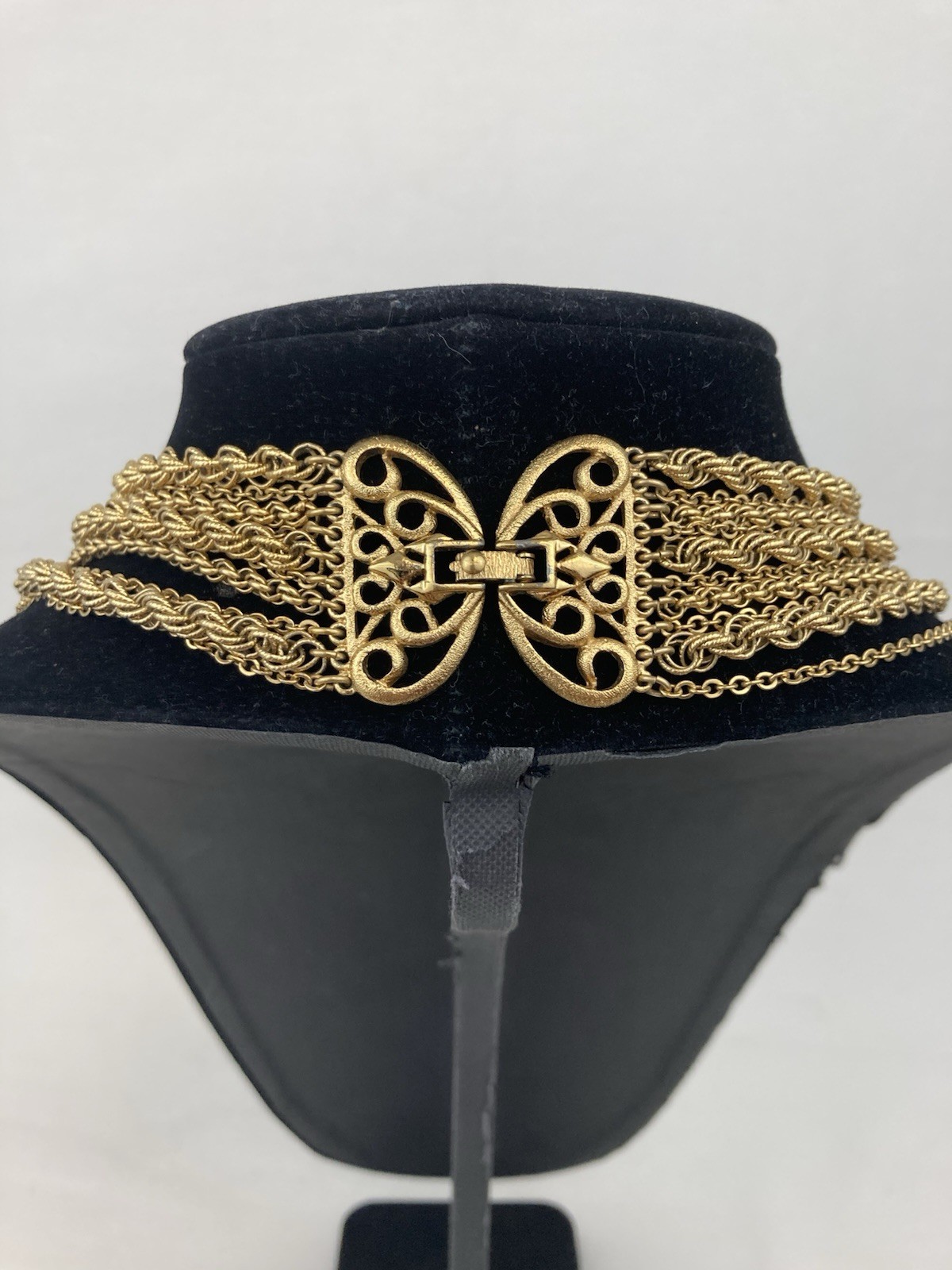 Vintage 1969 Monet Festoon Necklace Gold Tone Statement Piece Rare Excellent