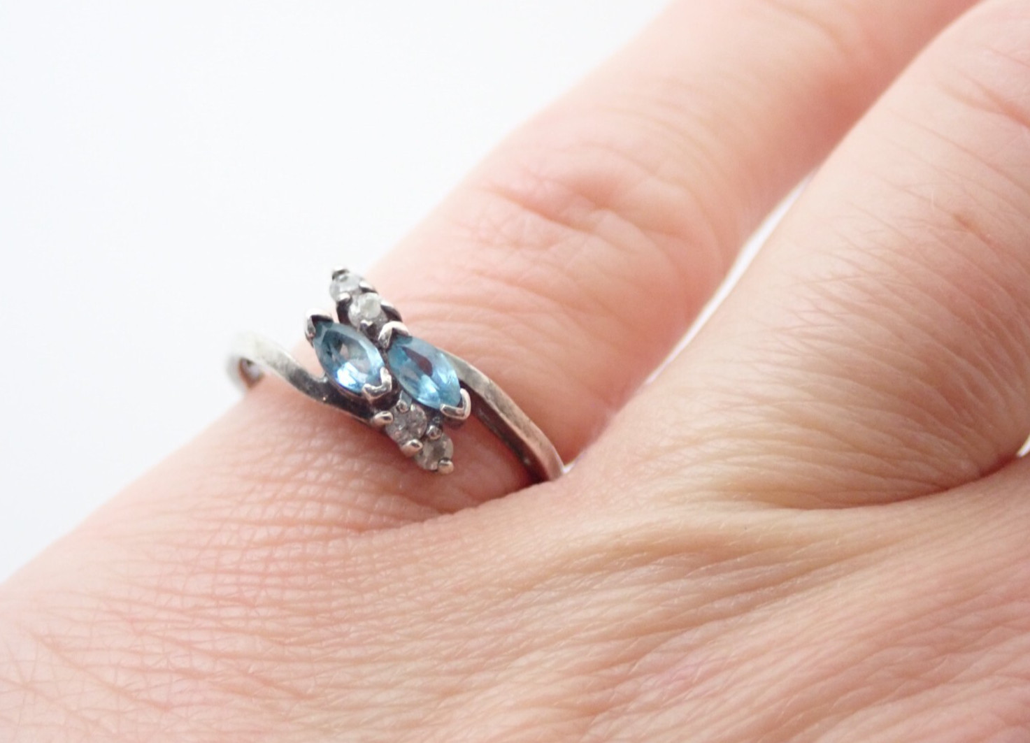 Vintage NV Signed Blue Topaz White Quartz Sterling Silver Band Ring Sz 6