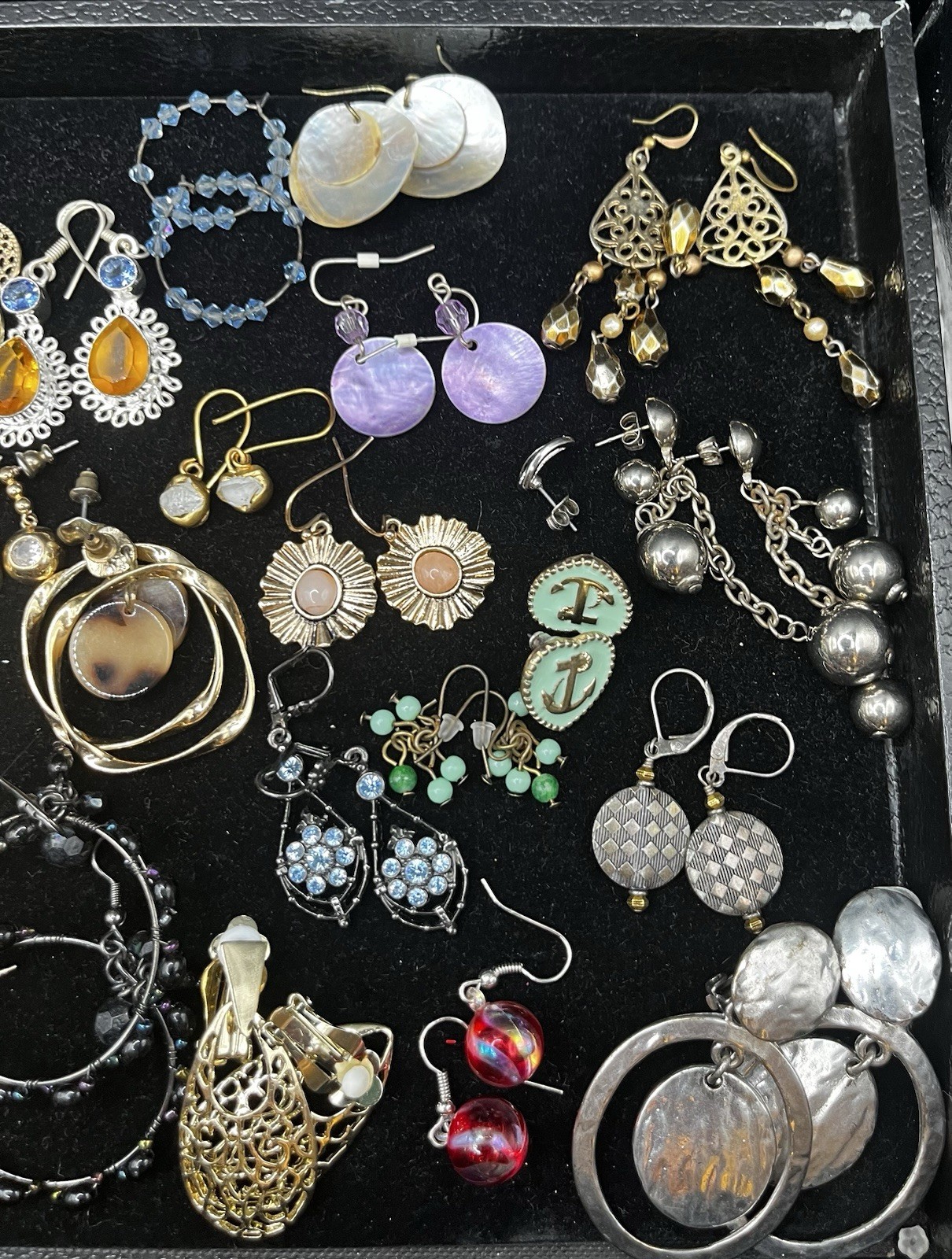 VTG-modern Fashion Drop Earrings Multi Designs Materials Wear Resell 46pr. Lot