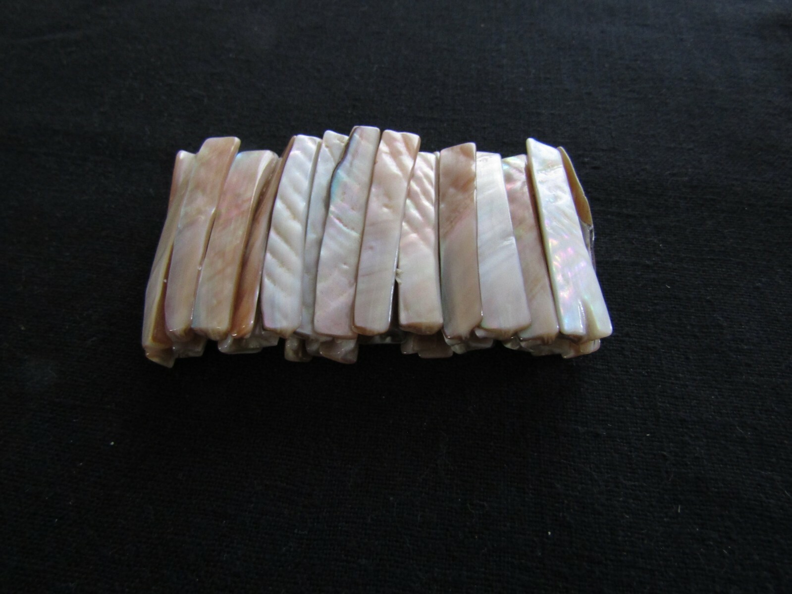 VINTAGE MOTHER OF PEARL EXPANDING BRACELET