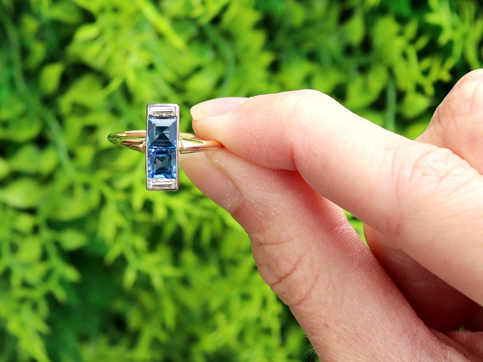 1.50Ct Sapphire and 0.24Ct Diamond 18k Yellow Gold Dress Ring Circa 1930