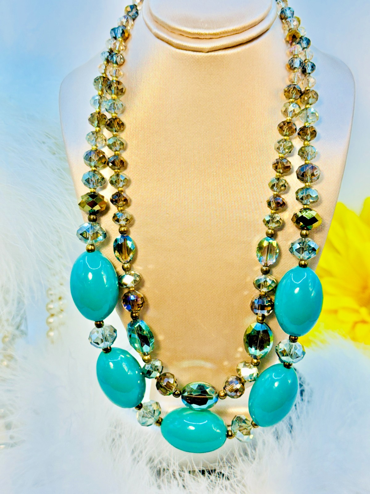 Vtg Iridescent Fully Faceted Crystals, Glass Beads 16 1/2″ Beautiful Necklace!!
