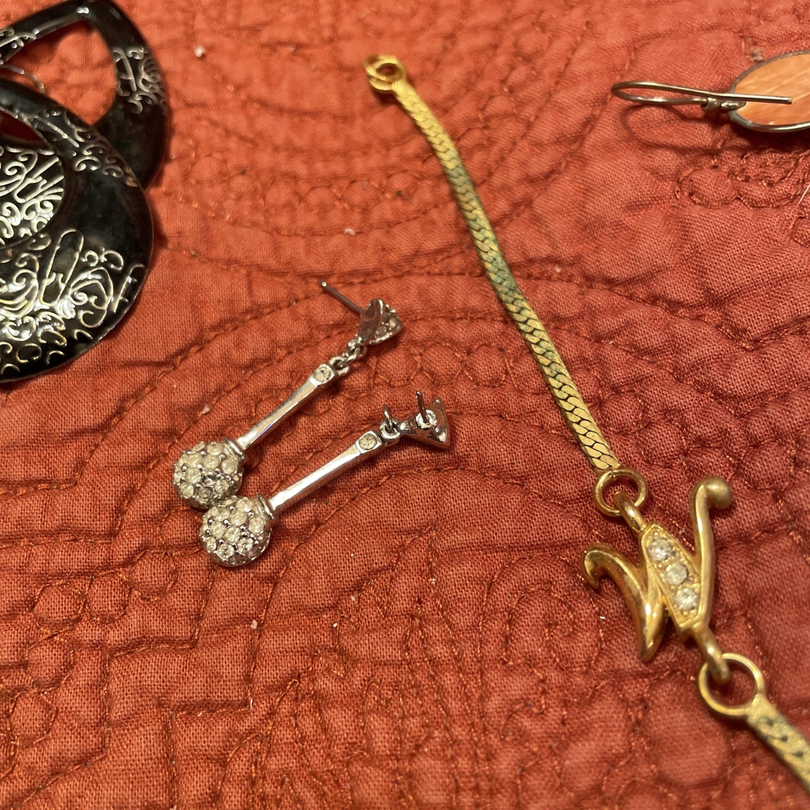 Lot 14 Vintage To Modern FASHION JEWELRY Lot All Wearable!!
