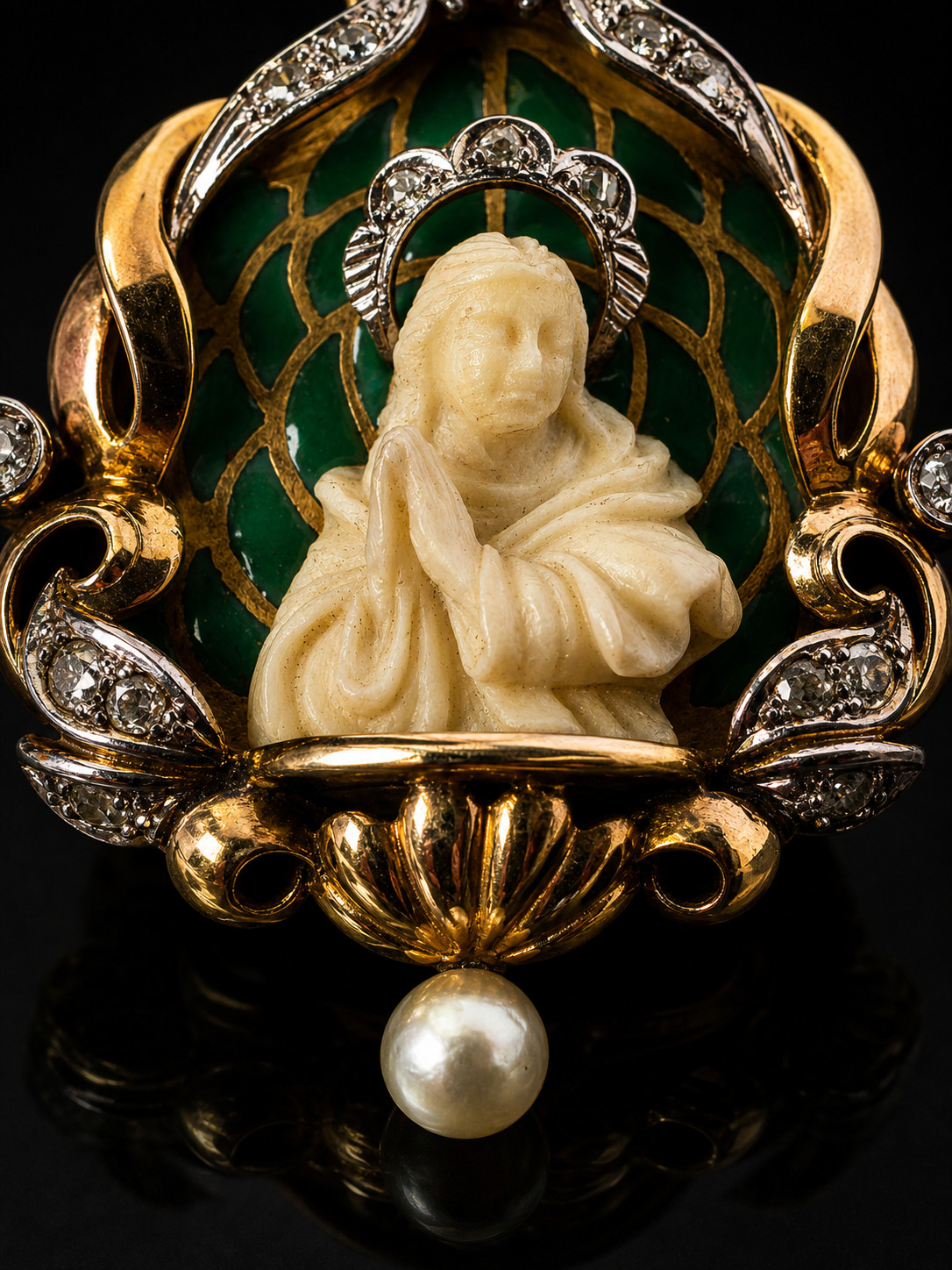Antique Virgin Mary Pendant 18K Gold Diamond Enamel Art Nouveau Catholic Medal