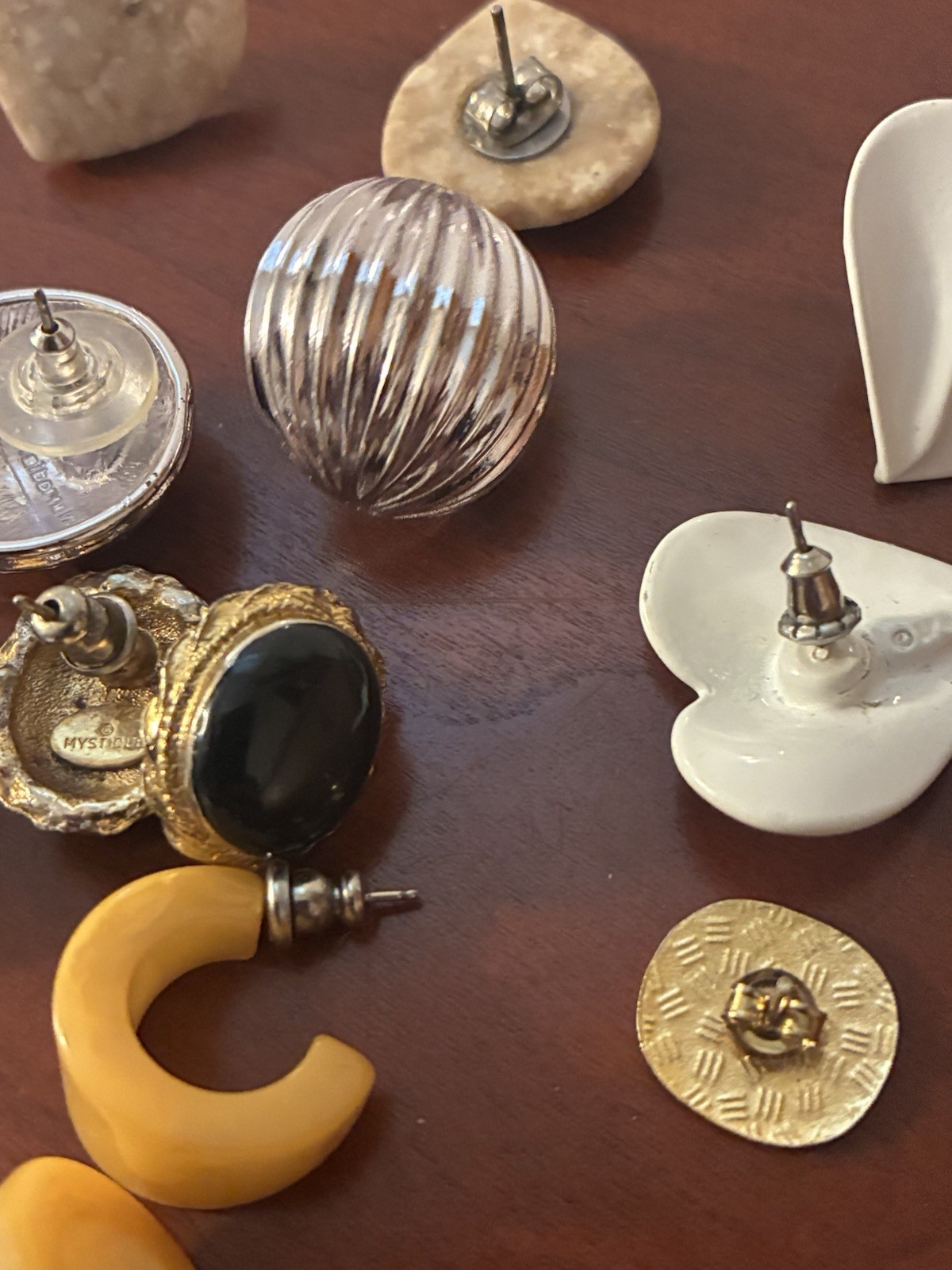 VTG 20 Piece Fashion Jewelry LOT Pairs Of Earrings Mystique Liz Claiborne & More