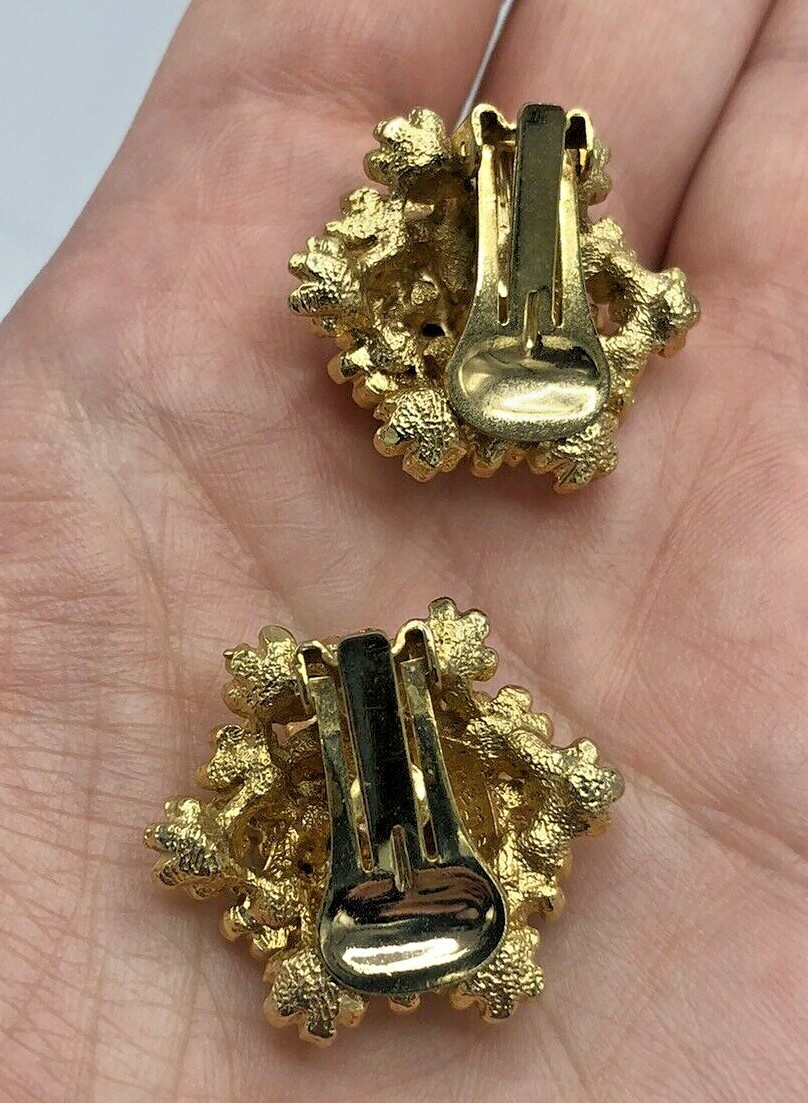 Vintage Orena Paris Aurora Borealis Crystal FLOWER Gold Tone Clip On Earrings