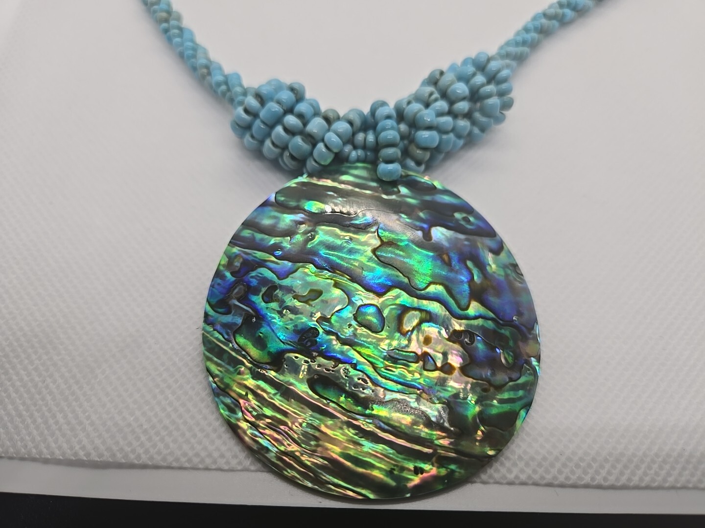 Lee Sands Pāua Abalone Shell Turquoise Blue Bead 17.5″ Necklace Pendant Signed