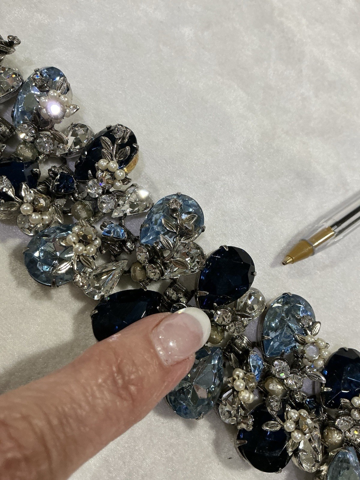 ROBERT Vtg. Bracelet. 1940s. Stunning! Good Condition!