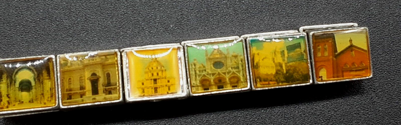 Rare Vintage Square Stretch Bracelet “Rome Italy ” Buildings Flag Landmarks