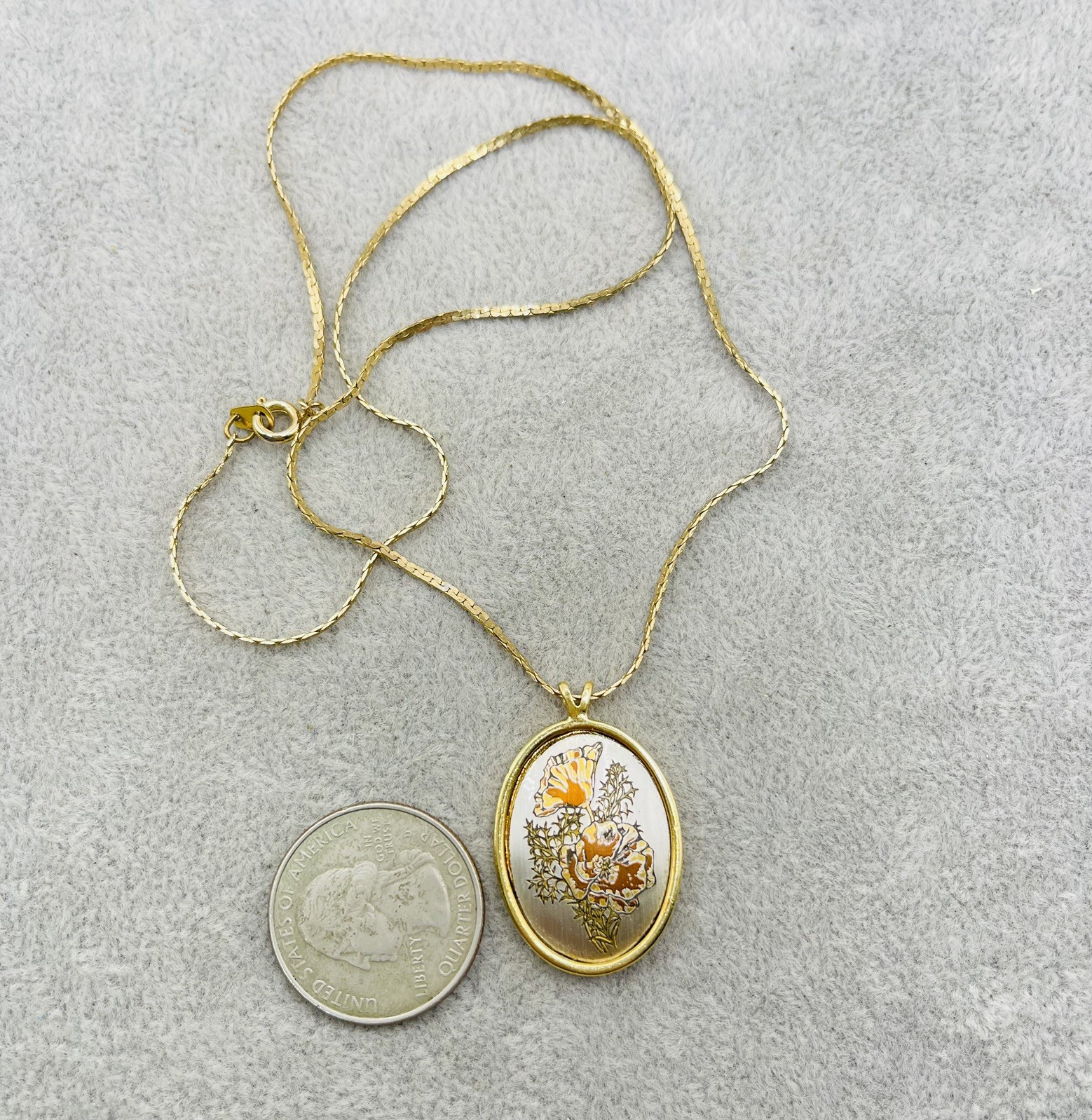 Poppy Flower Oval Pendant – Signed Reed & Barton Damascene August